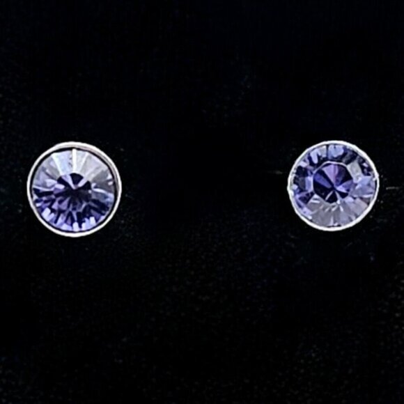 Silver-Tone Violet Crystal Necklace & Stud Earrings Jewelry Set - Picture 3 of 6